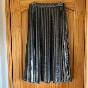 Love In womens skirt